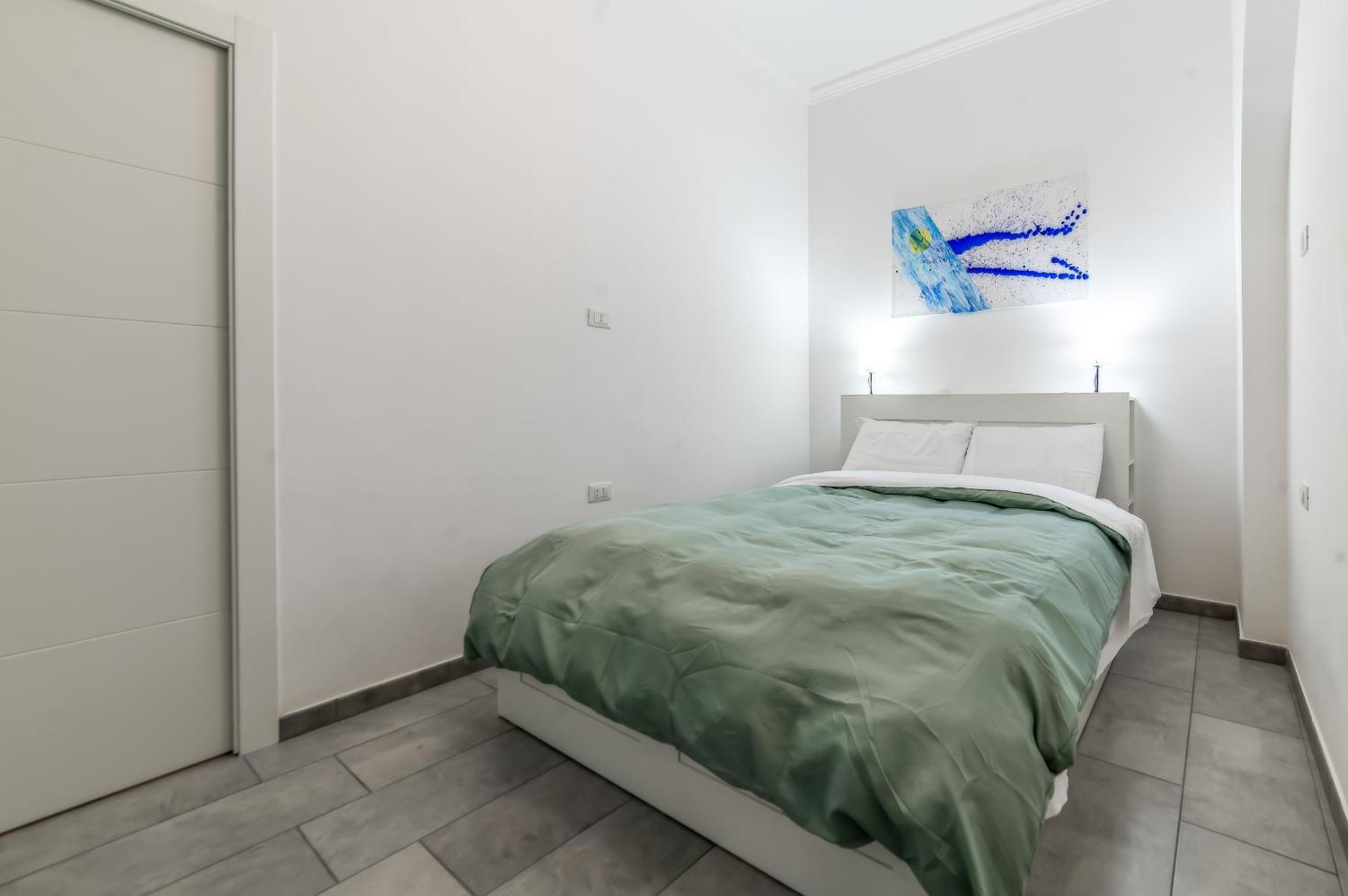 Stylish And Close To Metro * Rom